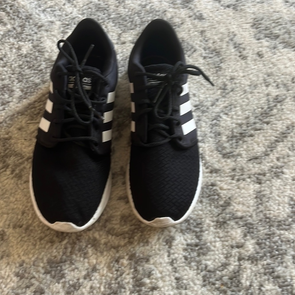 Adidas cloud foam shoes, size 8
